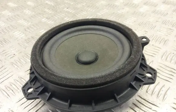 KIA Stonic Front door speaker 96330H8000