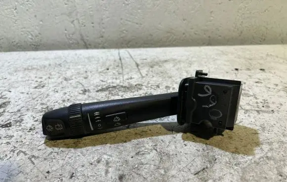Volvo XC90 Wiper control stalk 30669742 04W38D