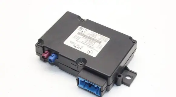 Mercedes-Benz B W246 W242 Bluetooth control unit module A2059008118 A2059013909