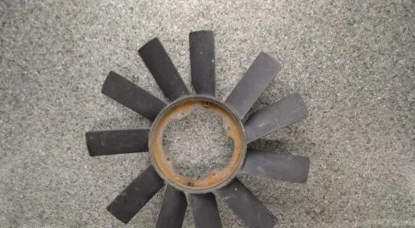 BMW 3 E36 Fan impeller 17233639