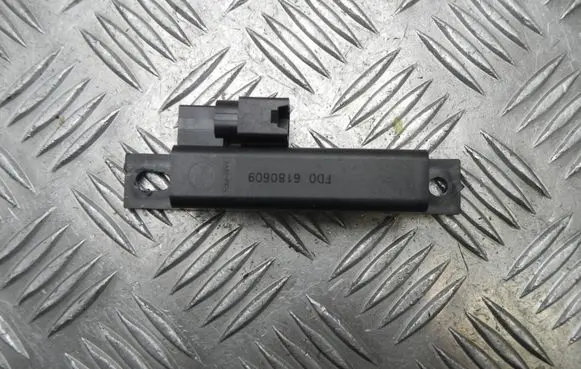 Nissan Leaf II (ZE1) Keyless (KESSY) go control unit/module FD06180609 U537