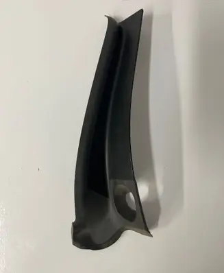 Mini Cooper Countryman F60 Rear/tail light trim molding 03636240