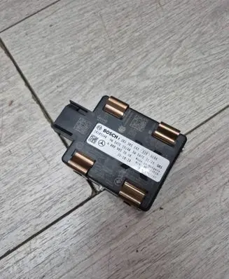 Mercedes-Benz CLA C118 X118 Distronic sensor radar A0009052616