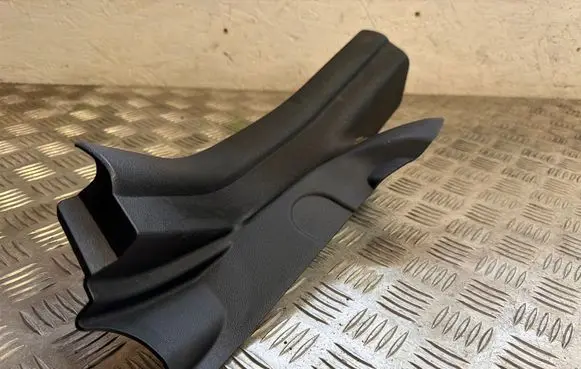 BMW i4 Rear sill trim cover 7491185