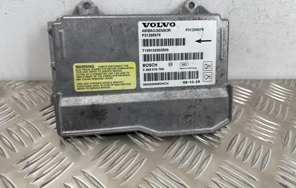 Volvo V70 Airbag control unit/module P31295676 0285010709 T109102900509