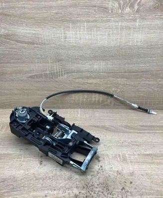 BMW 5 F10 F11 Front door exterior handle/bracket X1720745109