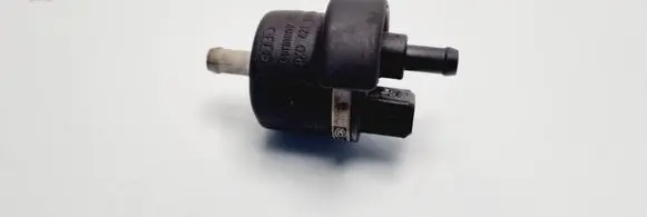 Audi A6 S6 C5 4B Valve vacuum 058133459 PX042115910