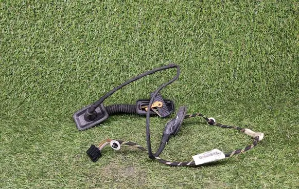 Skoda Fabia Mk3 (NJ) Rear door wiring loom 6V6971162H
