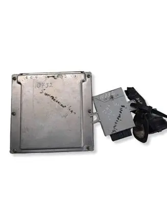 BMW 5 E39 Engine ECU kit and lock set 7789376 61356905668