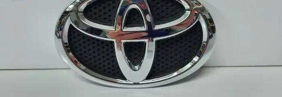 Toyota Auris E180 Manufacturer badge logo/emblem 7530102020