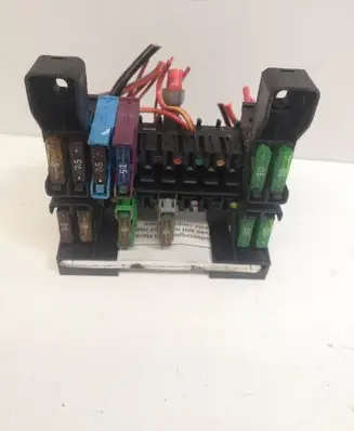 Mercedes-Benz E W211 Fuse box set 2115450301