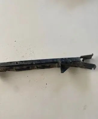 Mercedes-Benz E W211 Front bumper mounting bracket A2118801214