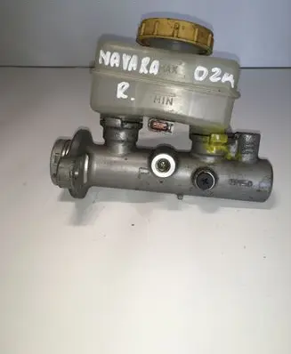 Nissan Navara D40 Master brake cylinder VK102