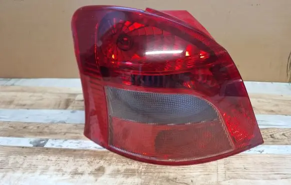 Toyota Yaris Rear/tail lights