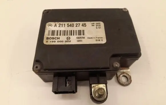 Mercedes-Benz E W211 Battery control module 2115402745 2115404245