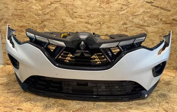 Mitsubishi Lancer VIII Front bumper 