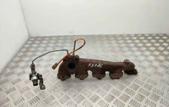 Nissan Qashqai Exhaust manifold 140045202R