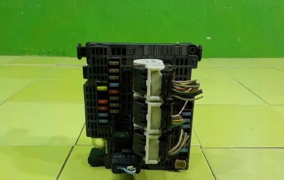 Peugeot 508 Fuse box set 9674921980 XP283