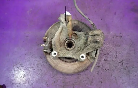 Volkswagen PASSAT B6 Front wheel hub spindle knuckle