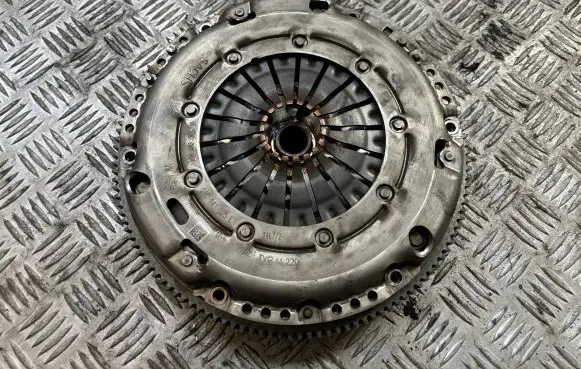 Volkswagen T-Roc Clutch set kit 04C141025E