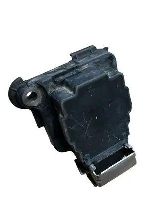 Ford Mondeo MK II High voltage ignition coil 6905105