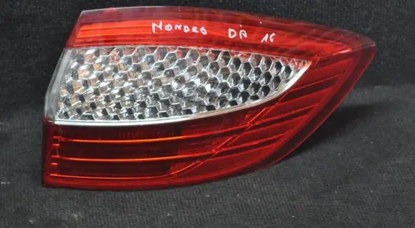 Ford Mondeo MK IV Rear/tail lights 7S7113404B