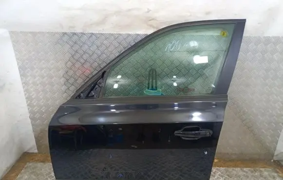 BMW X3 E83 Front door