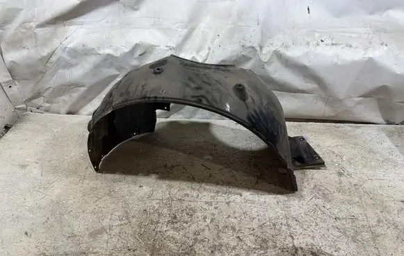 BMW Z4 E85 E86 Front wheel arch liner splash guards 7012727 74850610