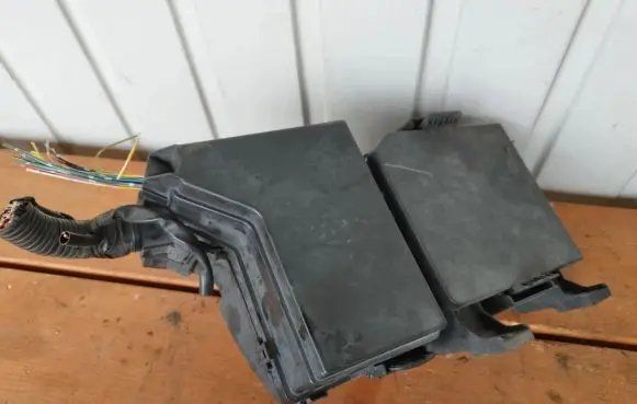 Nissan Qashqai Fuse box set 24383JD00A