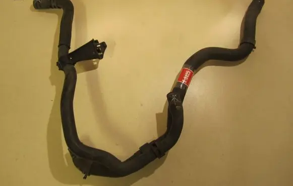 Volkswagen PASSAT B6 Engine coolant pipe/hose 3C0122101EN