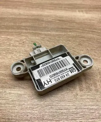 Opel Vectra B Airbag deployment crash/impact sensor 24435973 5WK43040