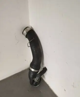 Porsche Macan (95B) Breather hose/pipe 95B145833 14049522W201