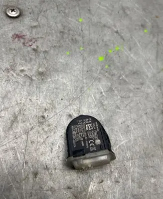 Ford Focus Tire pressure sensor F2GT1A180CE