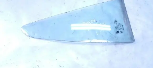 Opel Astra G Rear vent window glass 