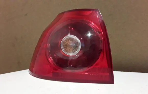 Volkswagen Golf V Rear/tail lights 1K6945095E