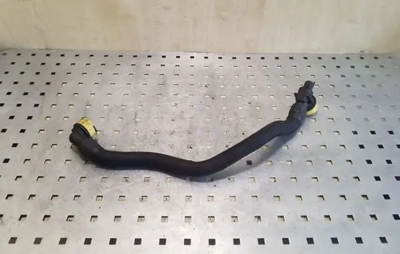 Peugeot 3008 I Engine coolant pipe/hose