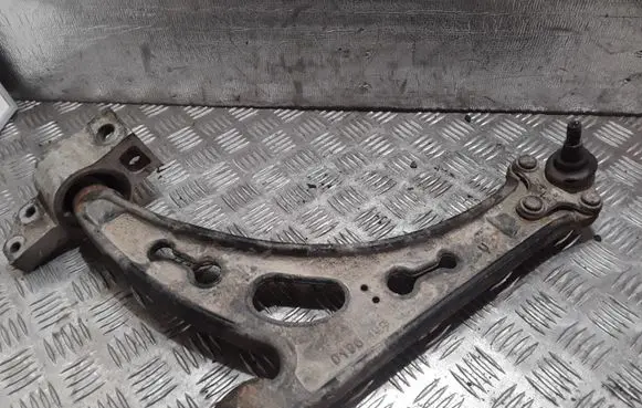 Volkswagen Touran I Front lower control arm/wishbone