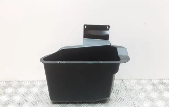 Mercedes-Benz C W203 Glove box 2038900011