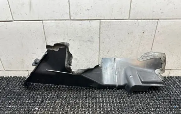 Renault Megane III Intercooler air guide/duct channel 214991788R 214990019R