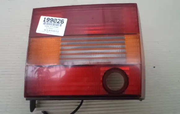 Volkswagen PASSAT B4 Rear/tail lights