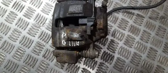 Mercedes-Benz C W203 Front brake caliper