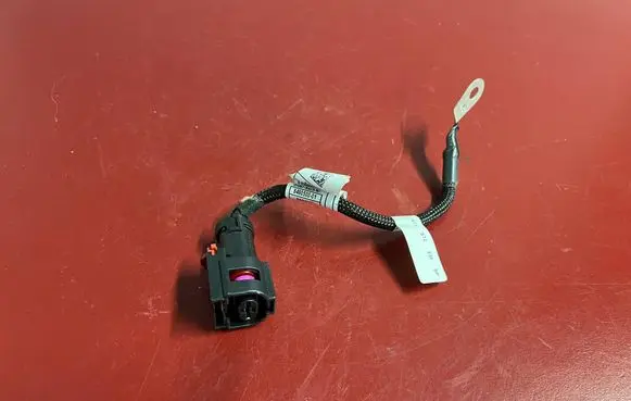 BMW X1 U11 Positive wiring loom 9296981 61139296981