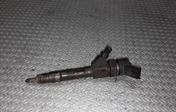 Fuel injector