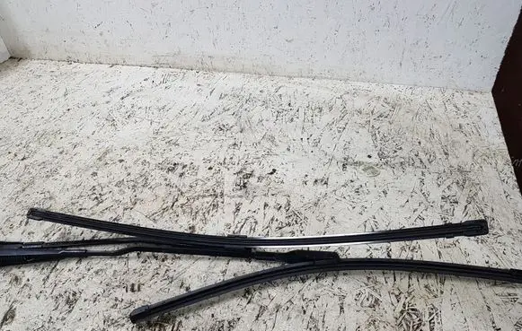 Audi A5 8T 8F Windshield/front glass wiper blade 