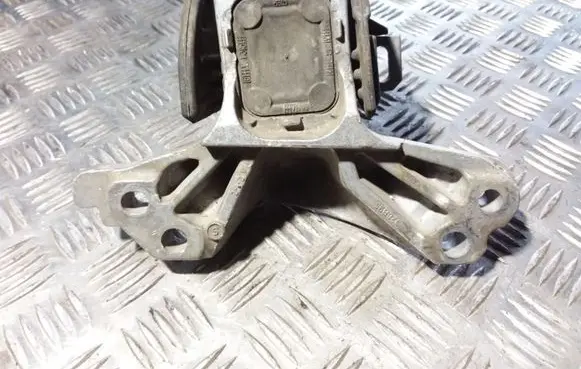 Peugeot 407 Engine mount bracket 326B95