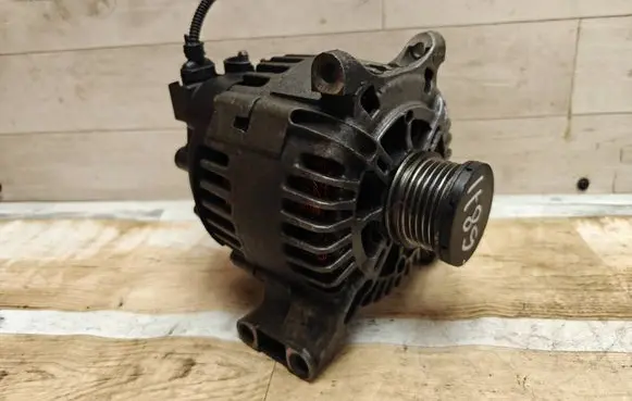 Mercedes-Benz B W245 Generator/alternator A6401540402 2543412A