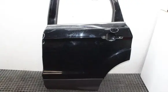 Ford Kuga II Rear door