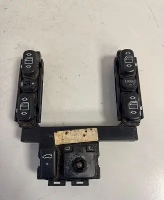 Mercedes-Benz E W210 Electric window control switch 2108211051 03750010