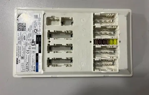 BMW X7 G07 Central body control module 5B3CFC2 5B8E989