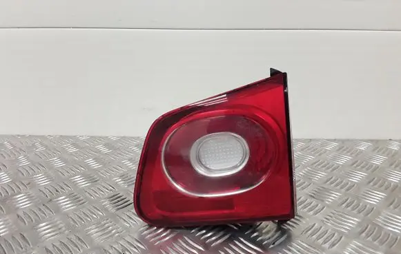 Volkswagen Tiguan Tailgate rear/tail lights 5n0945094c